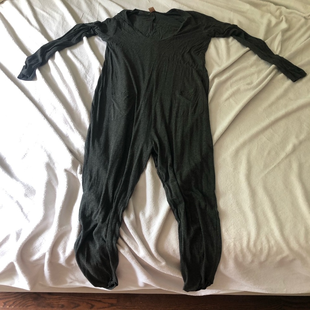 Excellent condition Smash and Tess grey romper